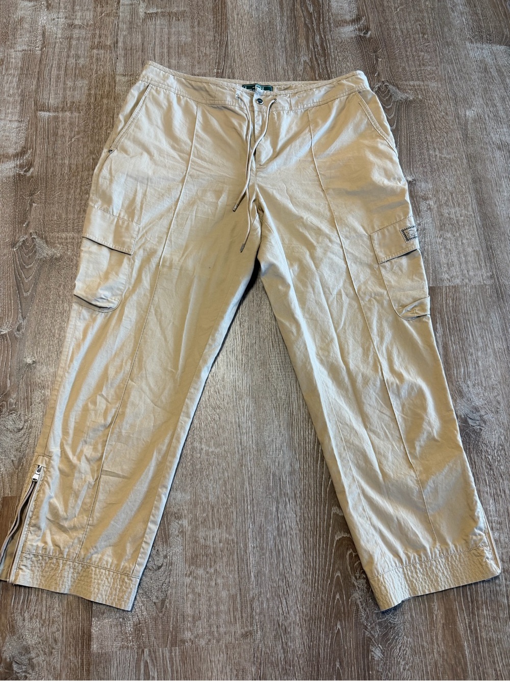 Lauren Ralph Lauren LRL Active Cargo Pants Size 12 Khaki Utility Drawstring